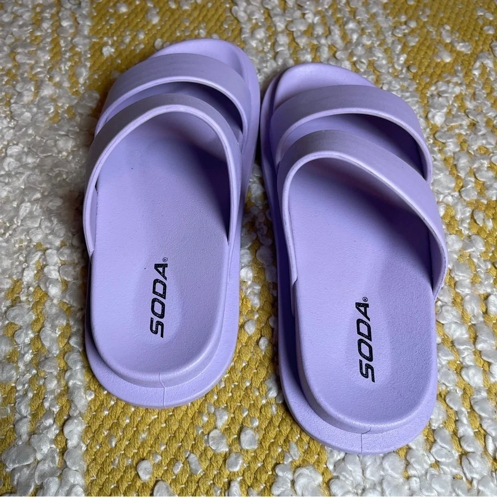Soda Purple Sandals Size 7